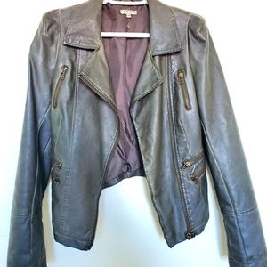 Beautiful faux leather jacket. Worn only a few tim